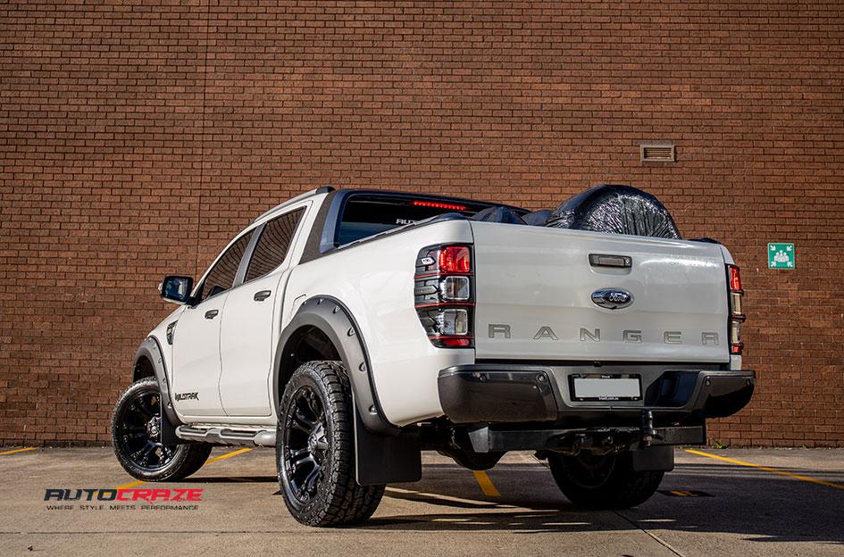 FORD-RANGER-VAPOR-MATTE-BLACK